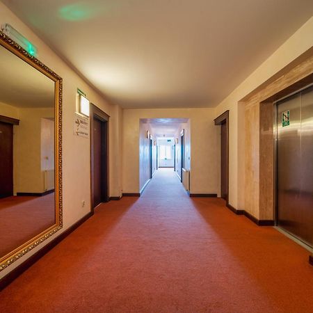 Hotel Nad Pisa بيش المظهر الخارجي الصورة