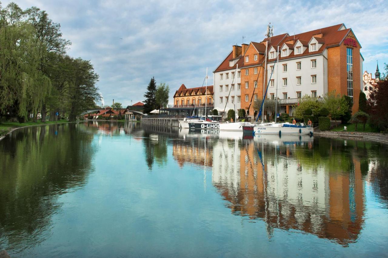 Hotel Nad Pisa بيش المظهر الخارجي الصورة