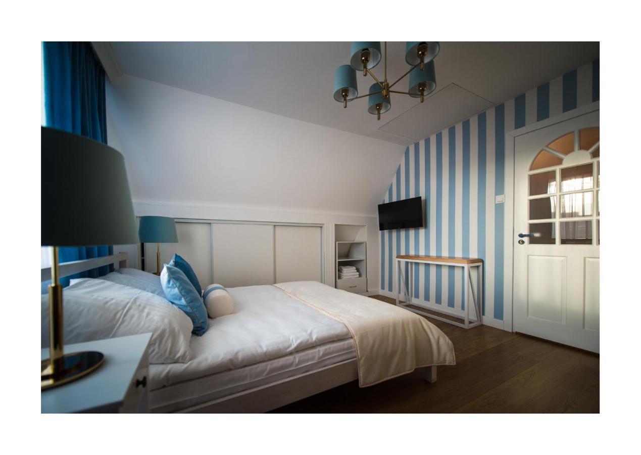 Hotel Nad Pisa بيش المظهر الخارجي الصورة